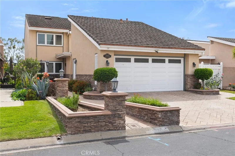 24802 Oak Creek Lane, Lake Forest, CA 92630