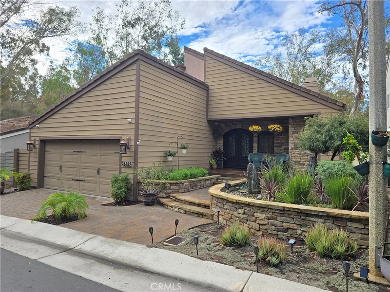 24832 Forest Knoll, Lake Forest, CA 92630