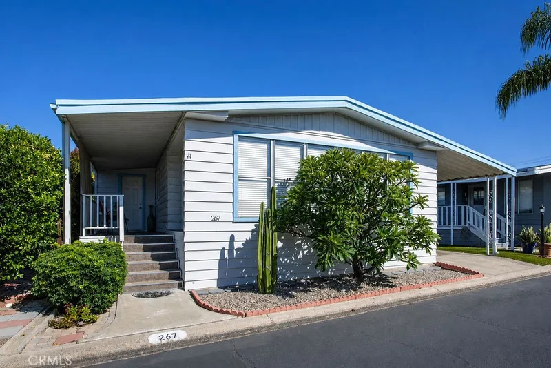 24921 Muirlands Boulevard 267, Lake Forest