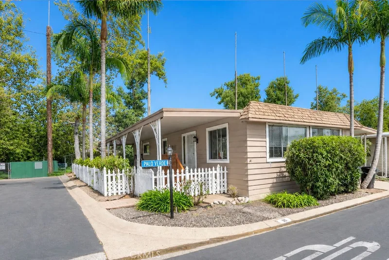 24921 Muirlands Boulevard 36, Lake Forest
