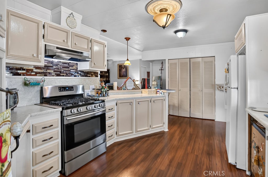 24921 Muirlands Boulevard 38, Lake Forest CA 92630 - photo 2