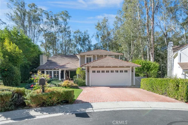 24945 Valley Rim Terrace, Lake Forest, CA 92630