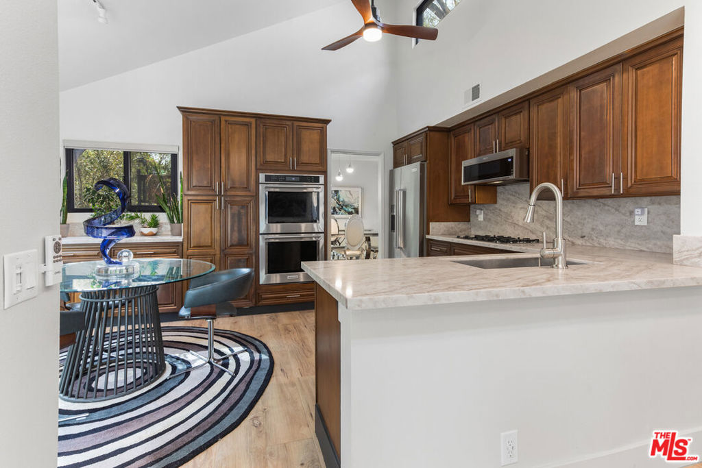 24946 Ravenswood, Lake Forest CA 92630 - photo 48
