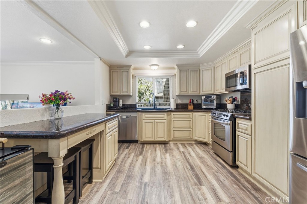25012 Woodridge, Lake Forest CA 92630 - photo 16