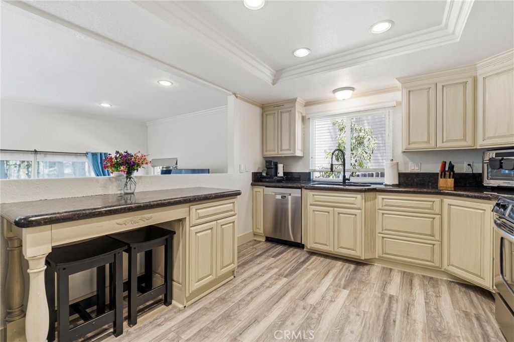 25012 Woodridge, Lake Forest CA 92630 - photo 17