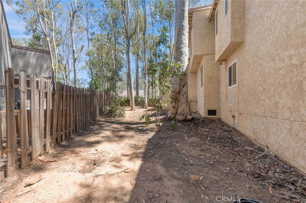 25012 Woodridge, Lake Forest CA 92630 - photo 57