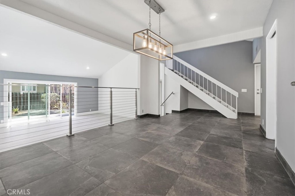 25045 Castlewood, Lake Forest CA 92630 - photo 10