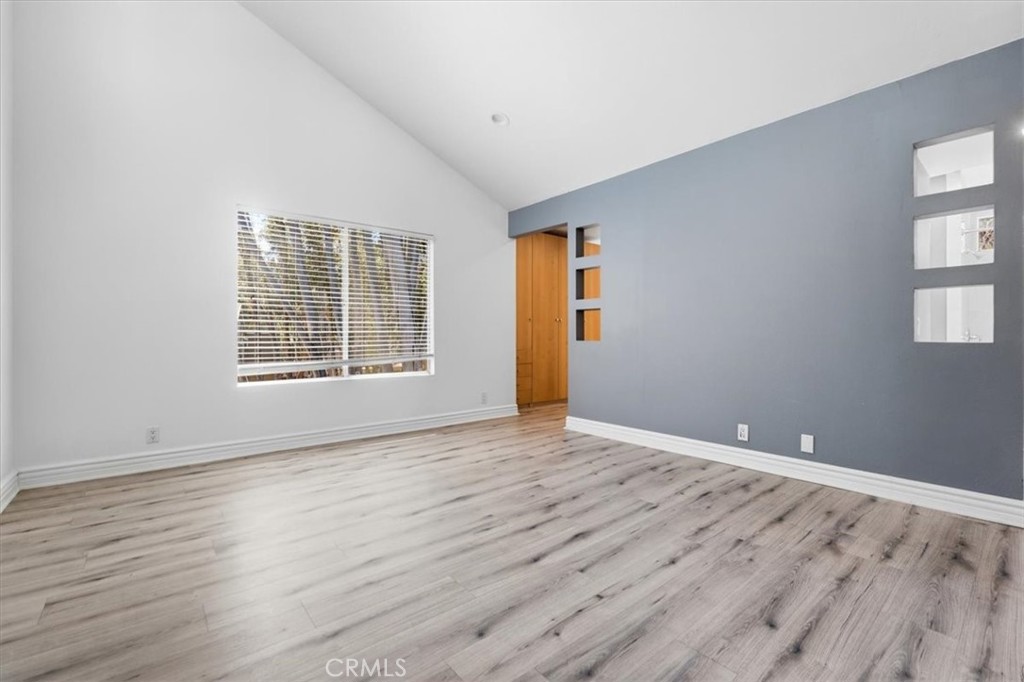25045 Castlewood, Lake Forest CA 92630 - photo 18