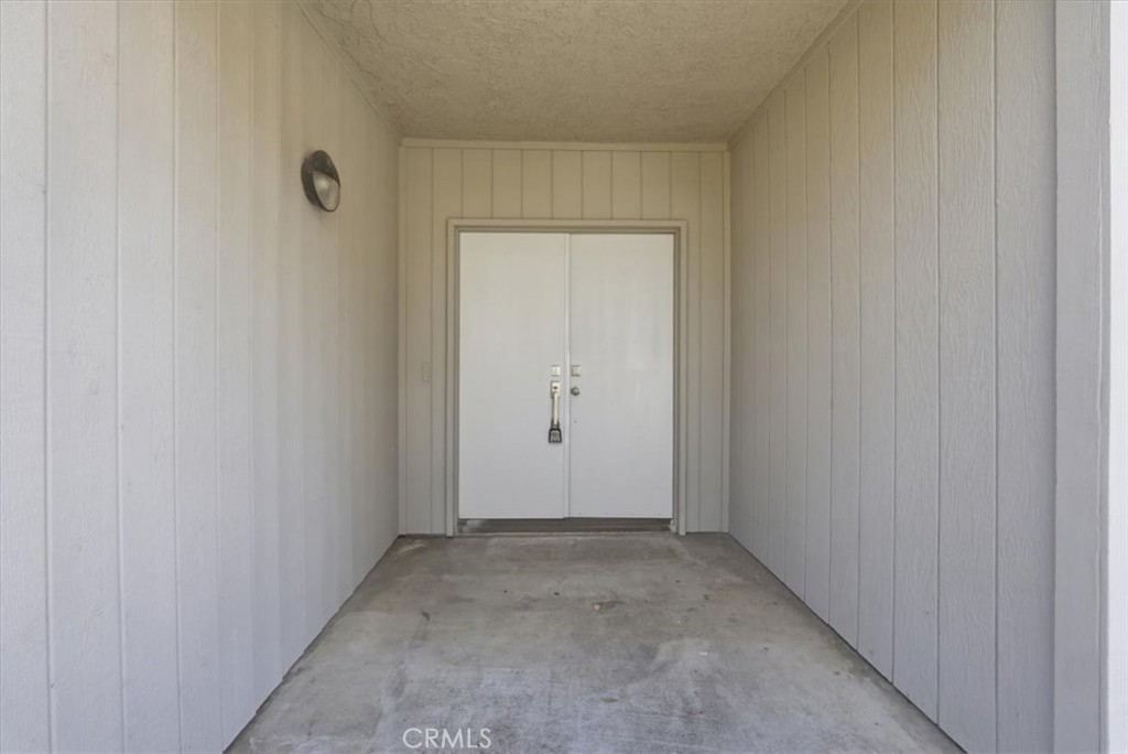 25045 Castlewood, Lake Forest CA 92630 - photo 12