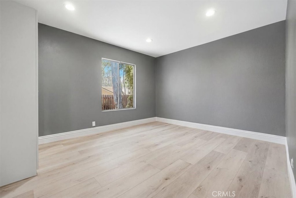 25045 Castlewood, Lake Forest CA 92630 - photo 33