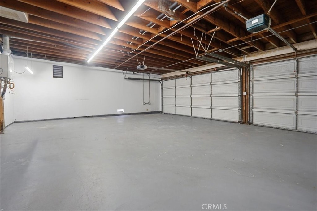 25045 Castlewood, Lake Forest CA 92630 - photo 37