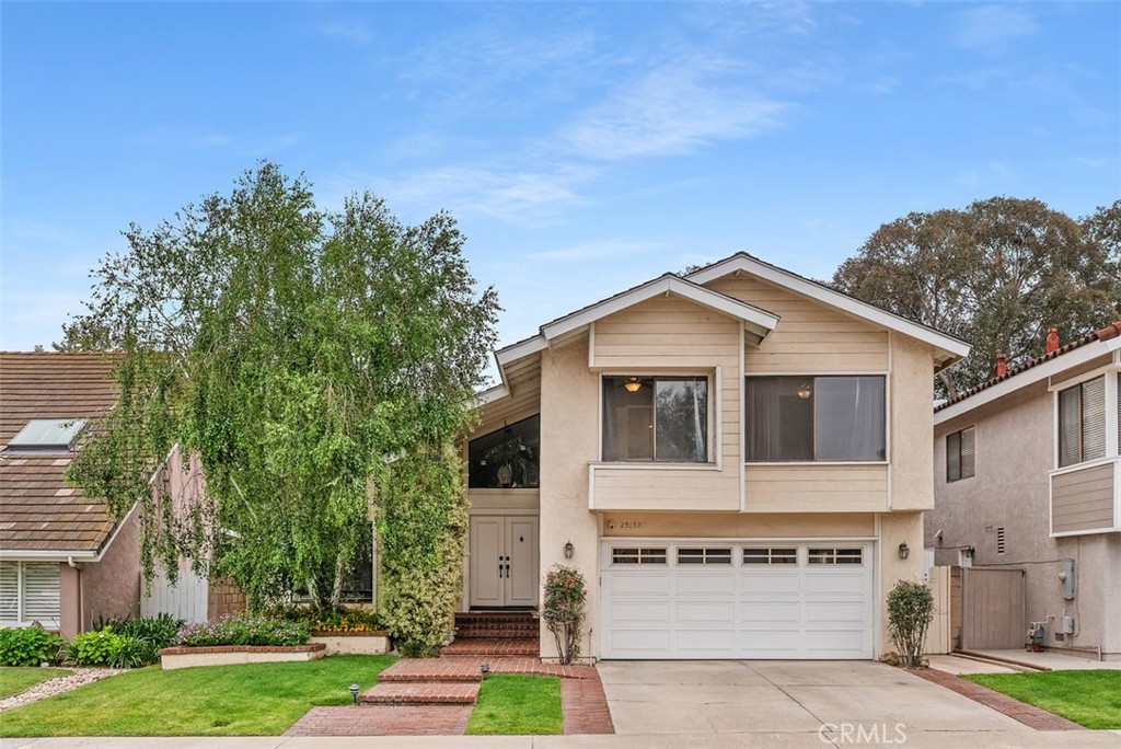 Fabulous family home located along the Serrano Creek Trail. - 25132 Vista Serrano, Lake Forest CA 92630 - photo 1