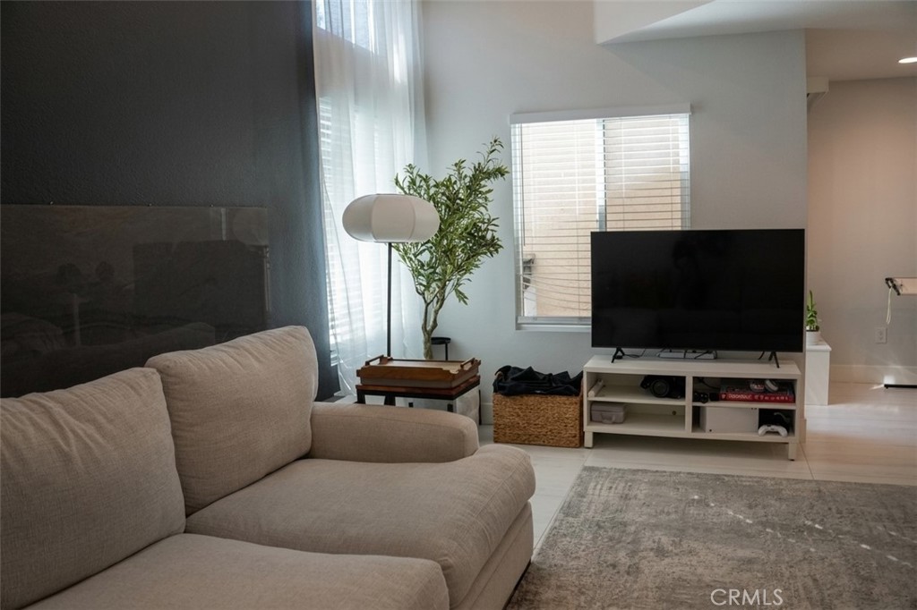 25166 Chestnutwood, Lake Forest CA 92630 - photo 11