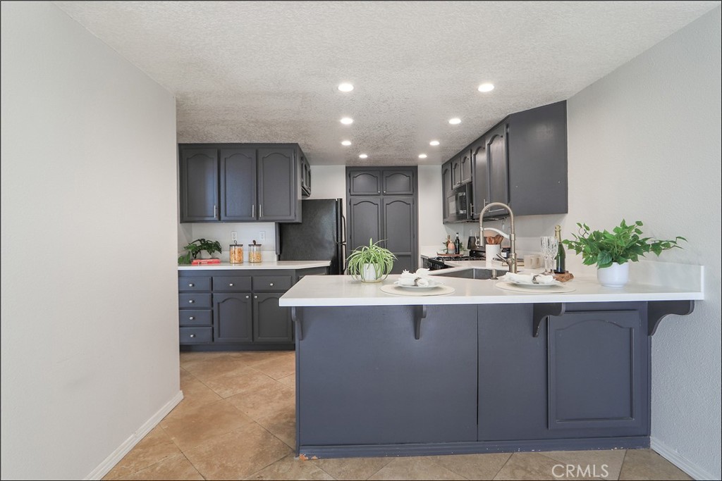 25226 Calle Madrid, Lake Forest CA 92630 - photo 8