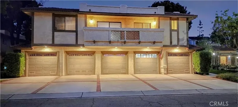 25245 Tanoak Ln., Lake Forest, CA 92630