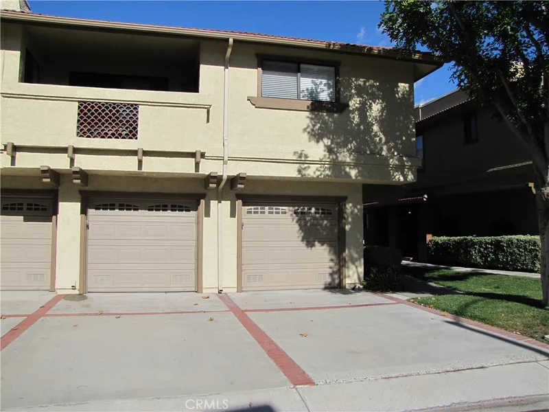 25251 Oak Canyon Lane, Lake Forest, CA 92630