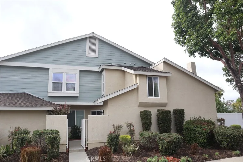 25275 Baja Mar, Lake Forest, CA 92630
