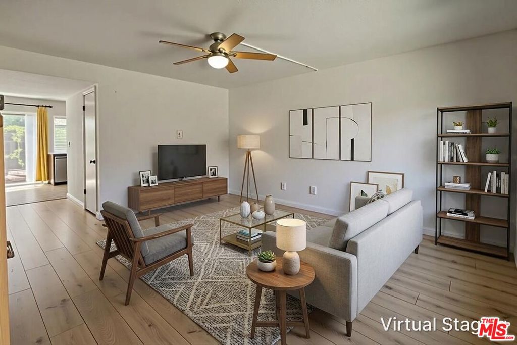 25354 Via Verde 2, Lake Forest CA 92630 - photo 3