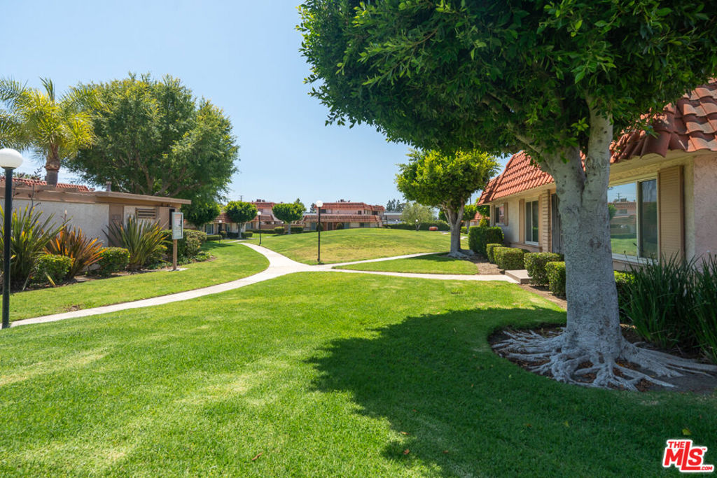 25354 Via Verde 2, Lake Forest CA 92630 - photo 21
