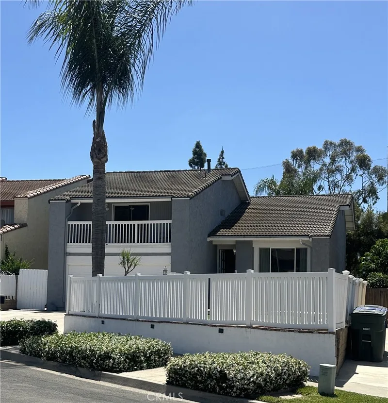 25452 Esrose Court, Lake Forest, CA 92630