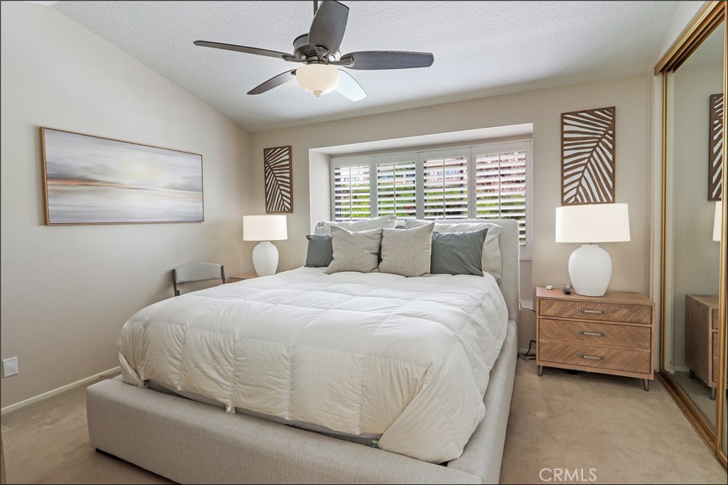 25462 Sonoma, Lake Forest CA 92630 - photo 4