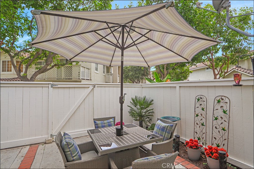 25462 Sonoma, Lake Forest CA 92630 - photo 6