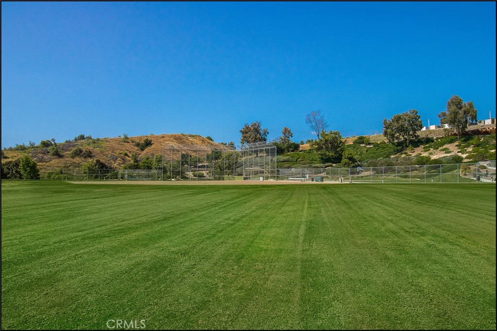 25462 Sonoma, Lake Forest CA 92630 - photo 10