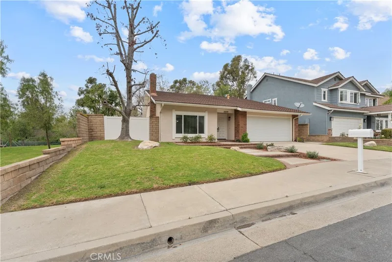 25575 Orchard Rim Lane, Lake Forest, CA 92630