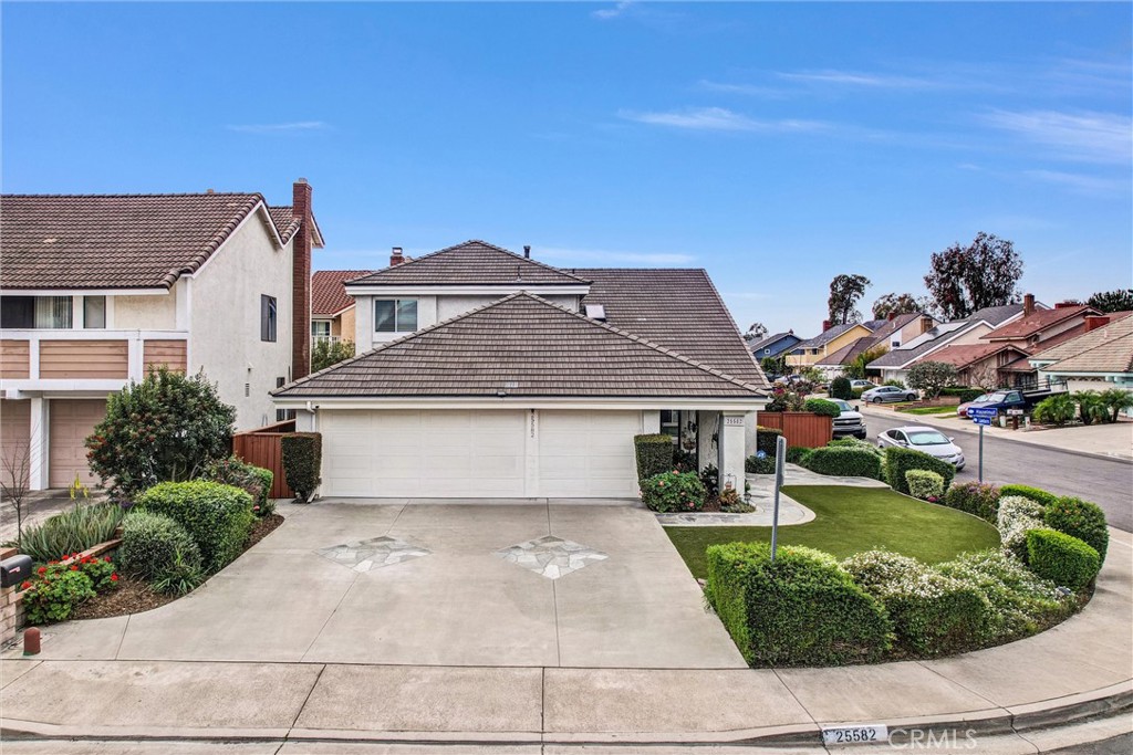 25582 Hazelnut, Lake Forest CA 92630 - photo 1