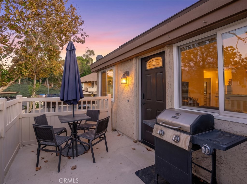 25652 RIMGATE DR 14H, Lake Forest CA 92630 - photo 2