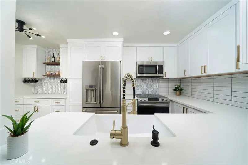 25671 Le Parc 1, Lake Forest, CA 92630