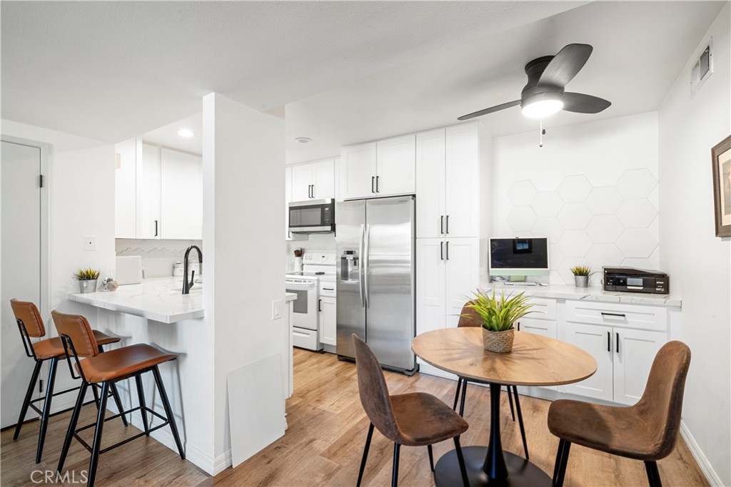 25712 Le Parc #22, Lake Forest CA 92630 - photo 5