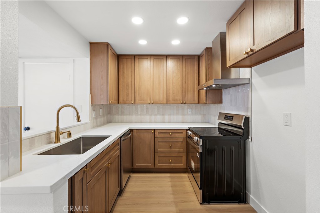 25761 Le Parc 9, Lake Forest CA 92630 - photo 1