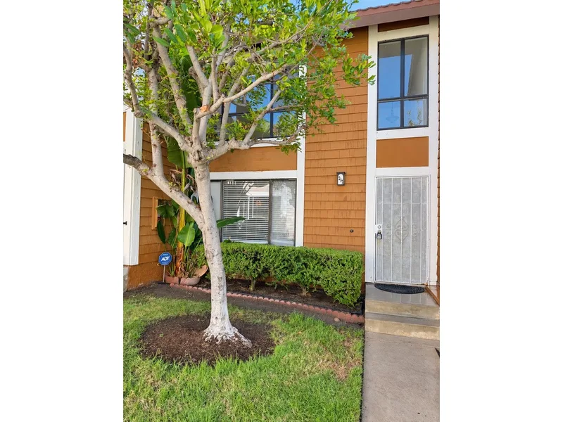 25885 Trabuco Road, Lake Forest