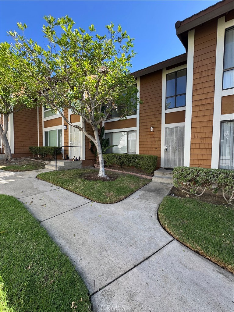 25885 Trabuco Road, Lake Forest CA 92630 - photo 2