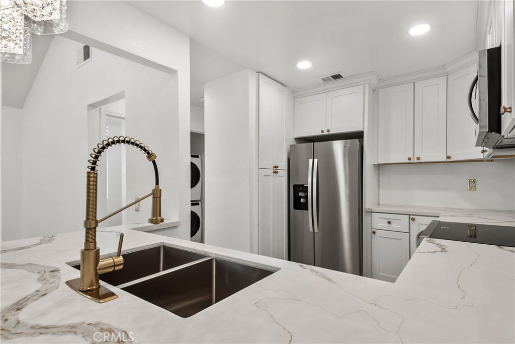26188 Hillsford Place, Lake Forest CA 92630 - photo 12