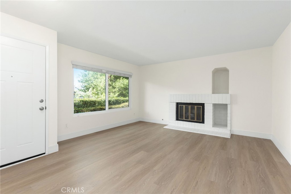 26337 W Grove Cir, Lake Forest CA 92630 - photo 5