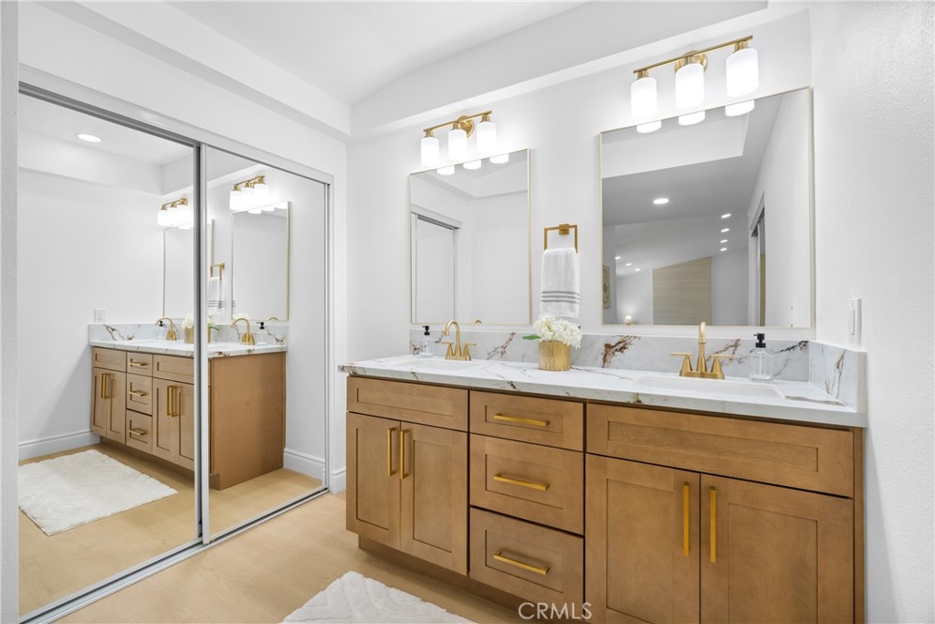 Double Vanity - 26411 Pebble Creek, Lake Forest CA 92630 - photo 26