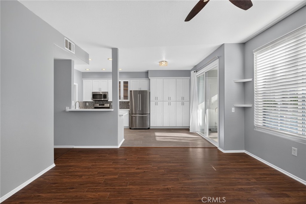 281 Chaumont, Lake Forest CA 92610 - photo 8