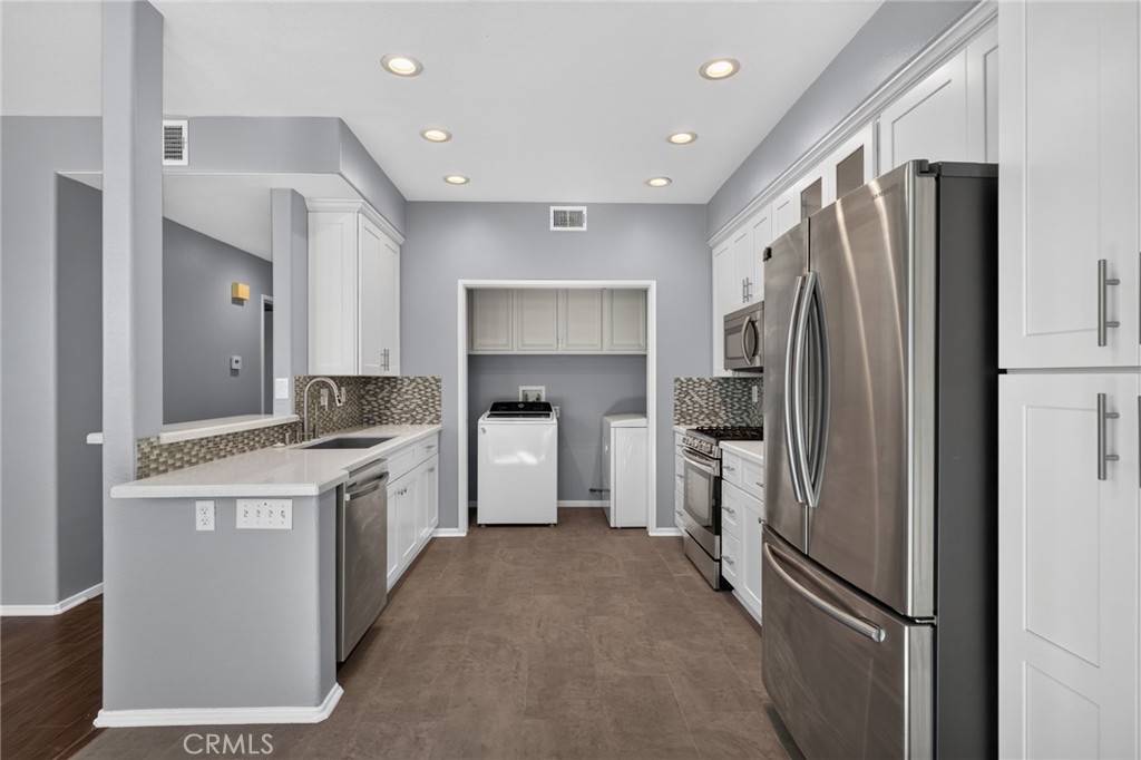 281 Chaumont, Lake Forest CA 92610 - photo 11