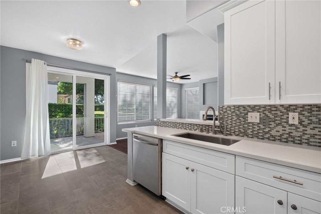 281 Chaumont, Lake Forest CA 92610 - photo 17