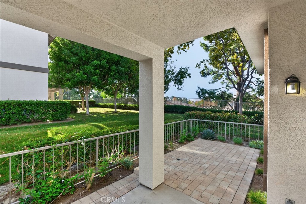 281 Chaumont, Lake Forest CA 92610 - photo 30