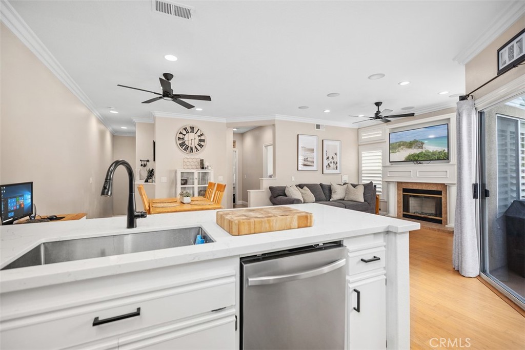 Welcome home to comfortable, easy living in this beautifuuly udated home. - 28464 Klondike, Lake Forest CA 92679 - photo 1