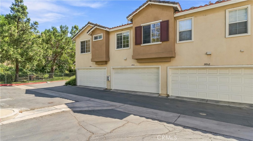 28564 Sorano, Lake Forest CA 92679 - photo 2