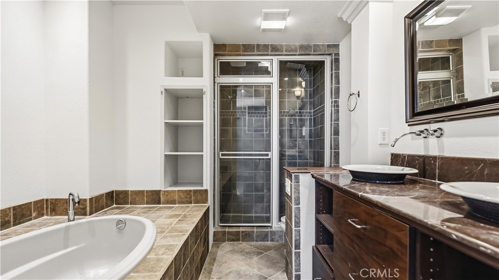 28564 Sorano, Lake Forest CA 92679 - photo 10