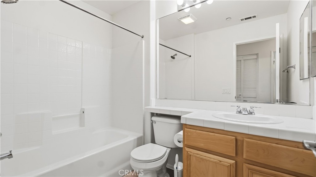 28564 Sorano, Lake Forest CA 92679 - photo 13