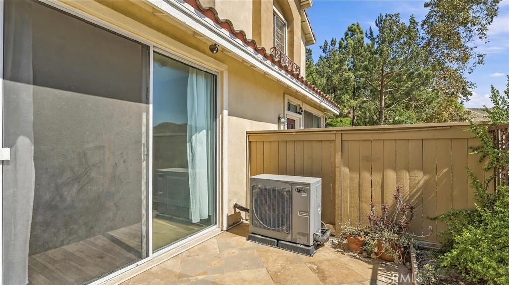 28564 Sorano, Lake Forest CA 92679 - photo 11