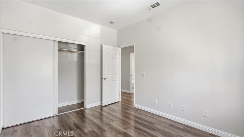 28564 Sorano, Lake Forest CA 92679 - photo 17