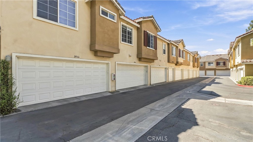 28564 Sorano, Lake Forest CA 92679 - photo 27