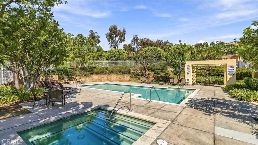28564 Sorano, Lake Forest CA 92679 - photo 31